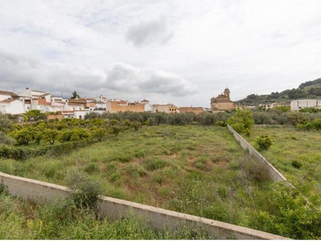 ESPECTACULAR TERRENO DE 876M2 EN PINOS DEL VALLE