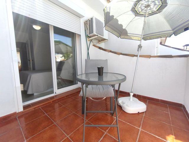 Espectacular vivienda con 2 terrazas, piscina, garaje y todas las comodidades, lista para entrar a v
