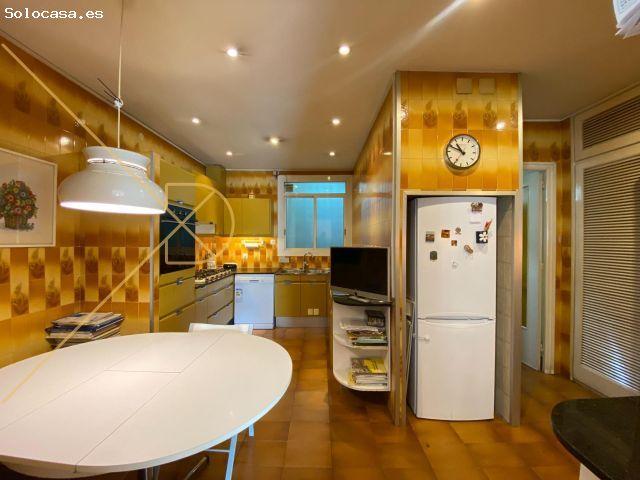 ESPECTACULAR VIVIENDA A REFORMAR JUNTO A AV. DIAGONAL