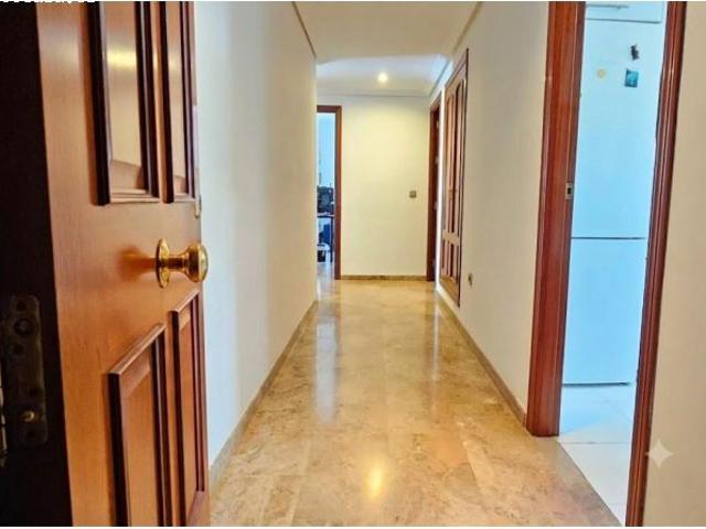 ¡ ESPECTACULAR VIVIENDA DE 4 DORMITORIOS, CON PLAZA DE GARAJE EN EL MISMO EDIFICIO!