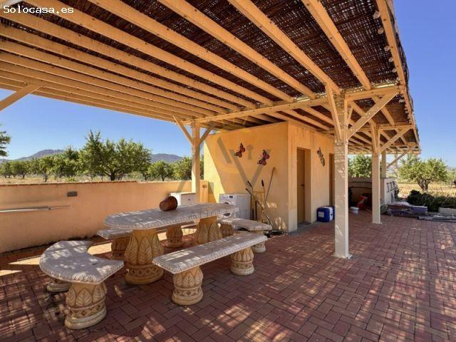 Espectacular vivienda de reciente construcción con anexos para rentabilizar