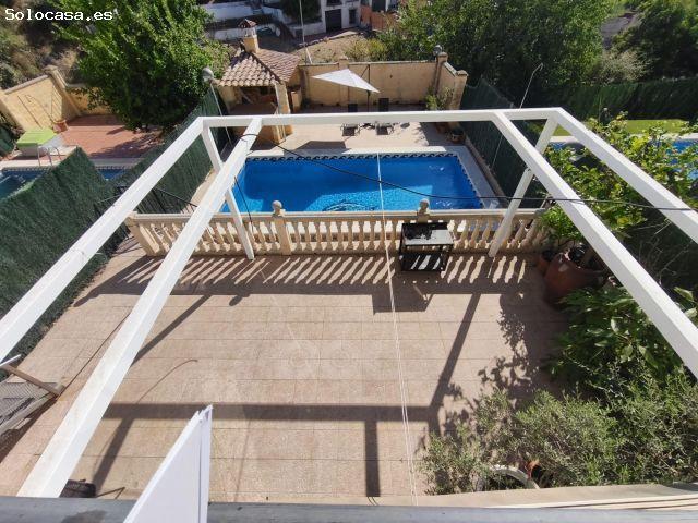 Espectacular vivienda en Los Encinares de Alcolea: amplitud, comodidad y un exterior para disfrutar