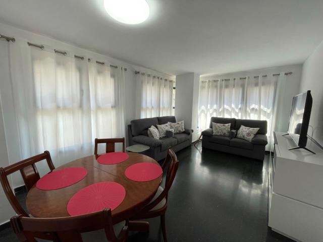 ESPECTACULAR VIVIENDA PARA ESTUDIANTES!