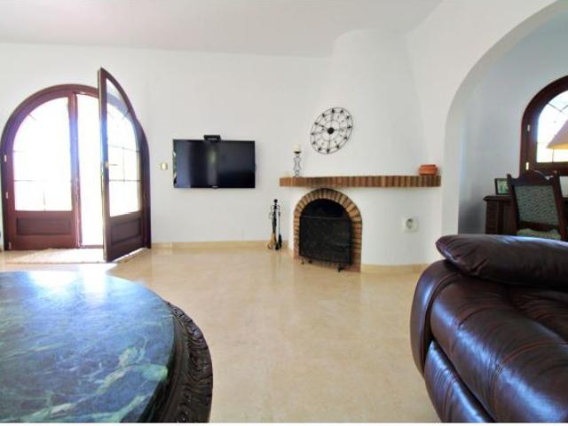 Espectacular villa con vistas al mar y panorámicas en Altea en venta