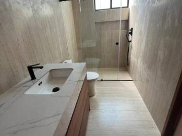 ESPECTACULAR VILLA DE ESTRENO AL LAGO VENTA O ALQUILER