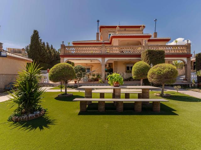 Espectacular villa de lujo en Granada con vistas panorámicas