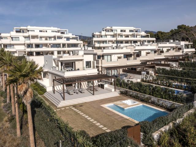 Espectacular Villa en primera línea de mar con acceso directo a la playa
