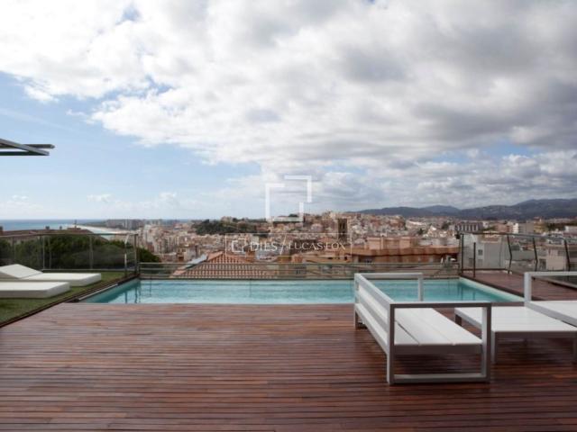 Espectacular villa en venta cerca del puerto de Blanes. Esta. 450m² Blanes