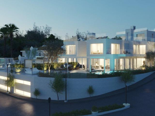 Espectacular villa individual a orillas del mar Mediterráneo. 353m² Mijas