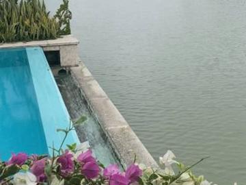 ESPECTACULAR VILLA LUJOSA AL LAGO, PLAZA LAGOS