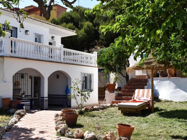 Espectacular Villa Reformada en Benajarafe, Vélez Málaga por €730,000