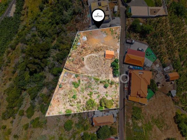 Espetacular terreno com 1841m2 na Calheta