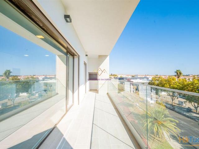 Espetacular apartamento T5 Duplex a estrear, Montijo | 26074039909