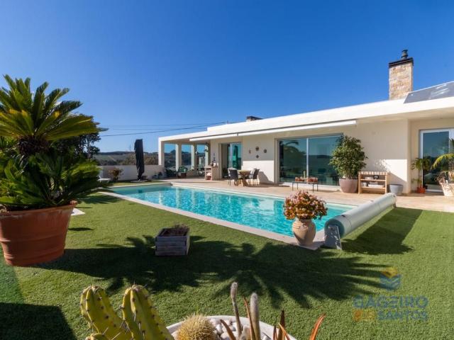 Espetacular Moradia T4 de campo com piscina e magnífica vist. 154m² Cela