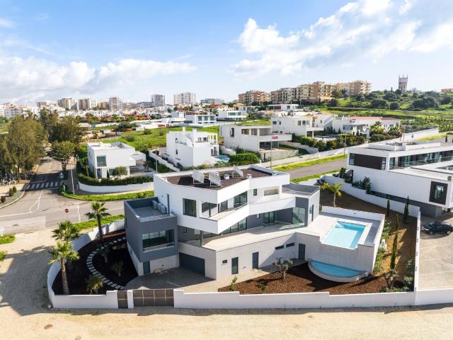 Espetacular nova moradia de 4 quartos com vista panorâmica p. 1100m² Lagos
