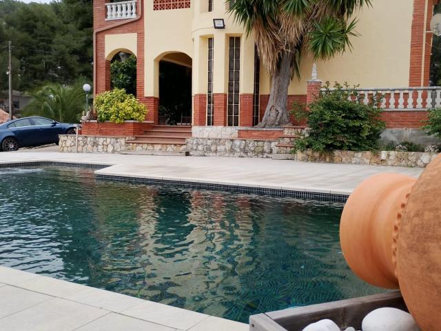 Espléndida Casa en Calafell, Zona Mas Romeu Ideal para tu Familia