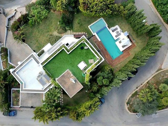 Espléndida Villa de Lujo en Santa Eulalia del Río con Vistas al Mar y a la Montaña