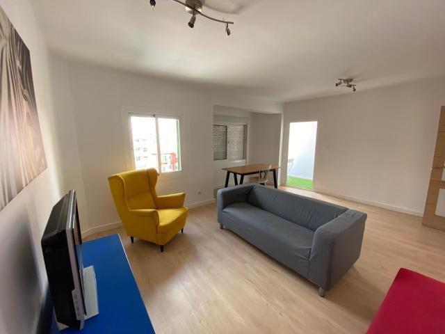 ESQUINA, EXTERIOR, VISTAS DESPEJADAS Y 2 TRASTEROS – OPORTUNIDAD EN CAMP D’EN SERRALTA