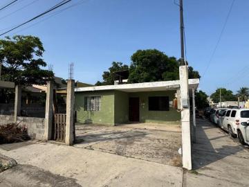 Esquina en Venta en Unidad del Valle Tampico