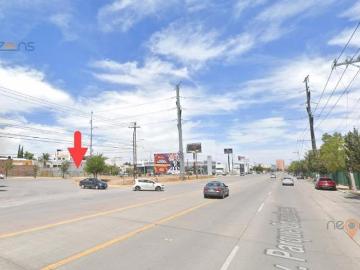 ESQUINA TERRENO COMERCIAL AV HIMALAYA NIÑO ARTILLERO AV CHAPULTEPEC SLP