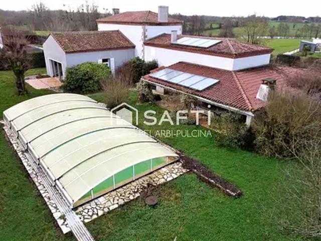 Essarts en Bocage 85140 Achat / Vente maison 7 pièces t7