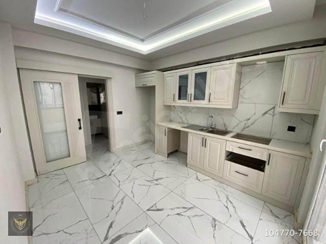 ESSENYURT GÜZELYURT MAHALLESİNDE METROBÜSE YAKIN KAÇIRILMAYACAK 2+1 DAİREMİZ