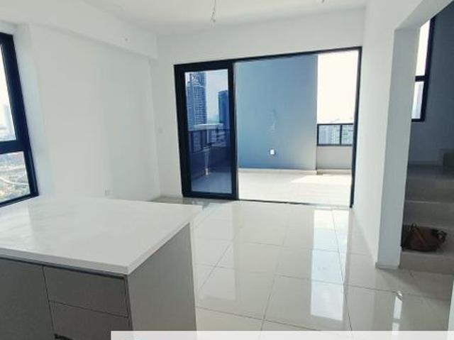 Est8 Residensi Estetik 8
