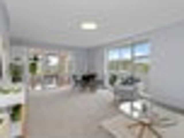 Estuary Views & Everyday Comfort!