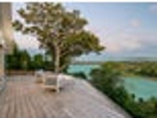 Estuary Views & Exceptional Design