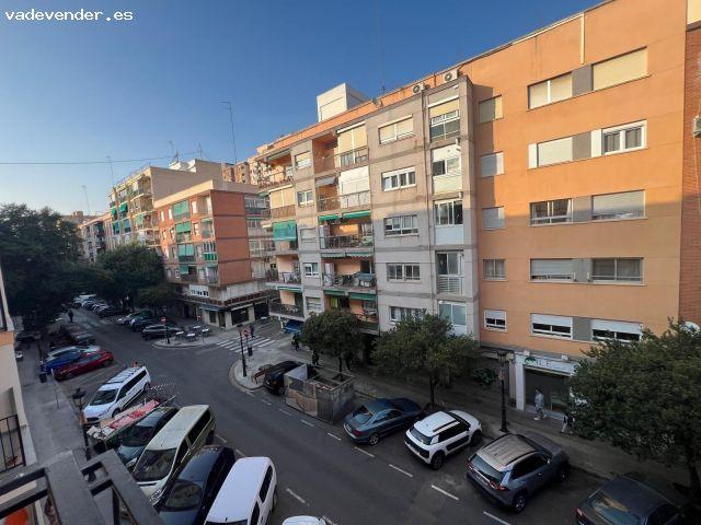 ESTUDIANTES TEMPORADA 2025/2026! Ideal para estudiantes de la UPV. Aire acondic. Ascensor. Balcón