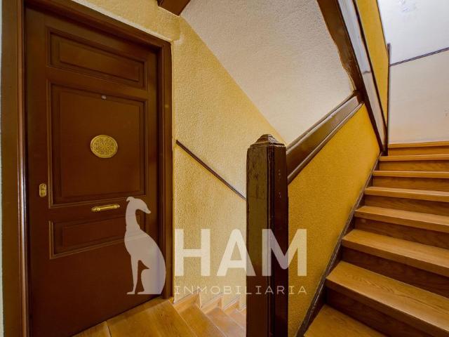 Estudio Madrid La Latina 1.100€ MES Ref. GNTAMY01