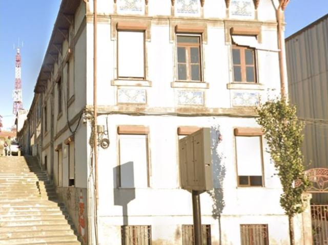Estúdio Av. Fernão de Magalhães Porto