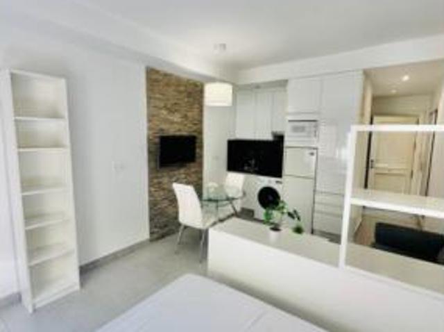 Estudio Alquiler Granada Capital, San Ildefonso Hospital Real