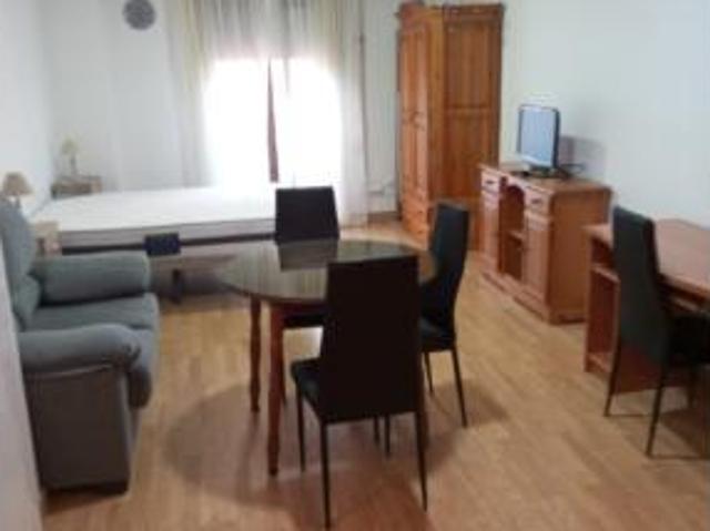 Estudio Alquiler Linares, Centro