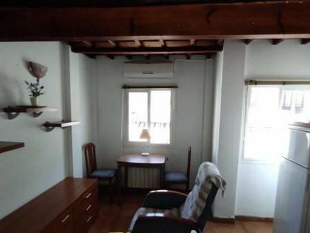 Estudio amueblado
