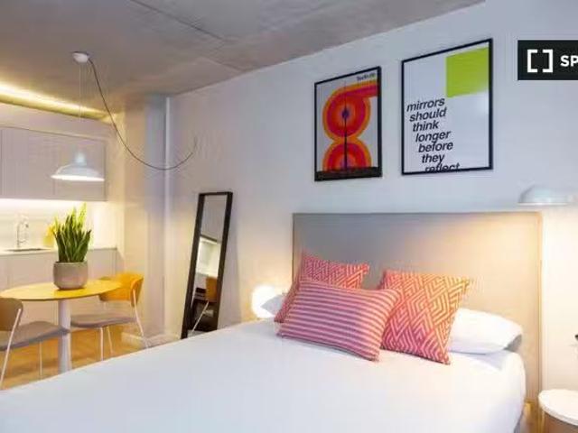Estudio amueblado en un Co Living en Barcelona