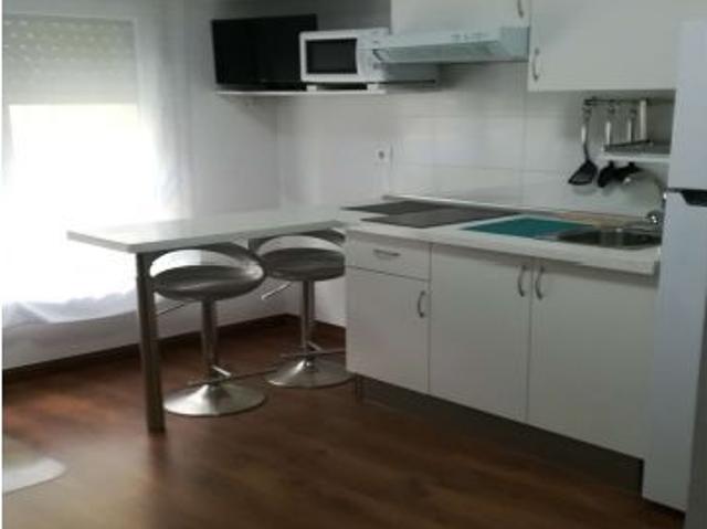 Estudio apartamento en alquiler en quatre carreres