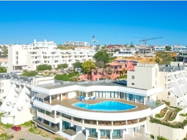 Estúdio com terraço espaçoso, a curta distância da praia, em Lagos