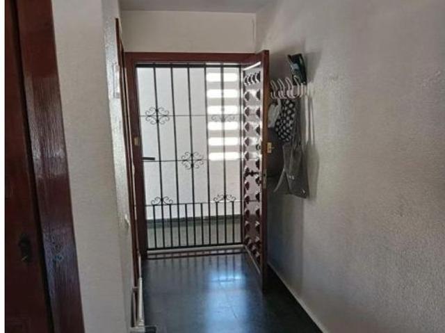 Estudio con terraza, piscina y parking