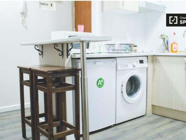 Estudio con aire acondicionado en alquiler en Imperial