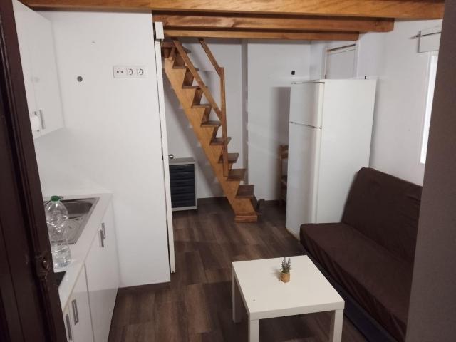 Estudio con habitaciòn Mezzanine en Alicante zona Rambla