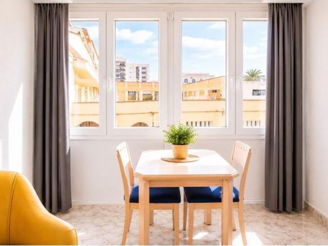 ? Estudio con licencia turística a 100 metros de la playa: inversión segura y alta rentabilidad