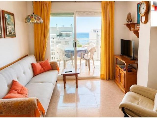 Estudio con parking, trastero y vistas al mar