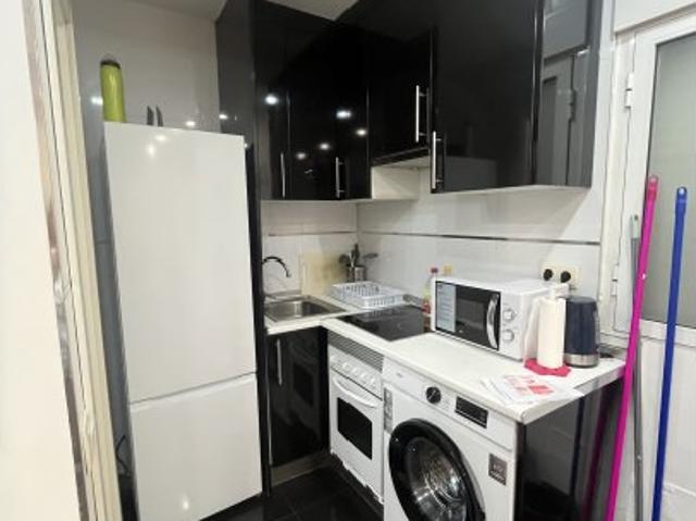 Estudio en alquiler en Numancia, Madrid