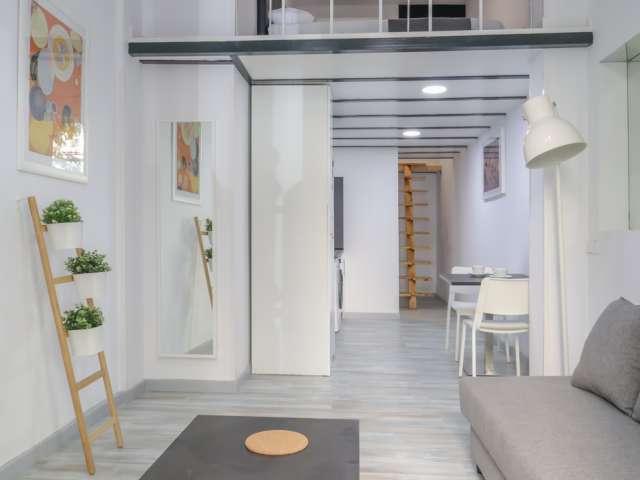 Estudio en alquiler en Arapiles, Madrid