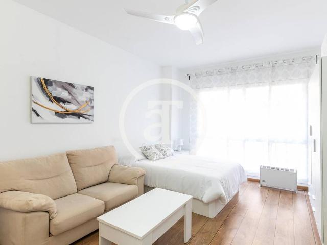 Estudio en Alquiler en Barri de les Corts