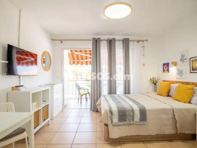 Estudio en alquiler en Calle Aceviño, 2