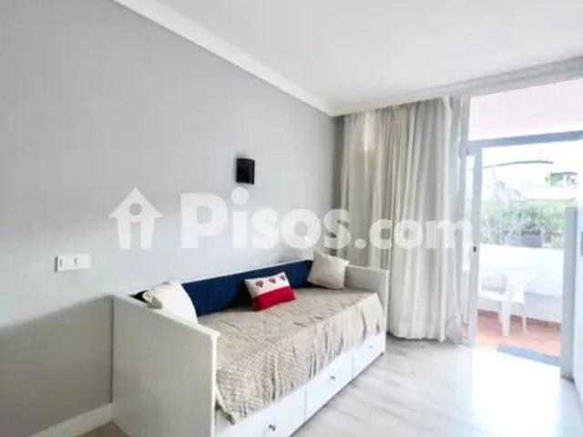 Estudio en alquiler en Calle Aceviño