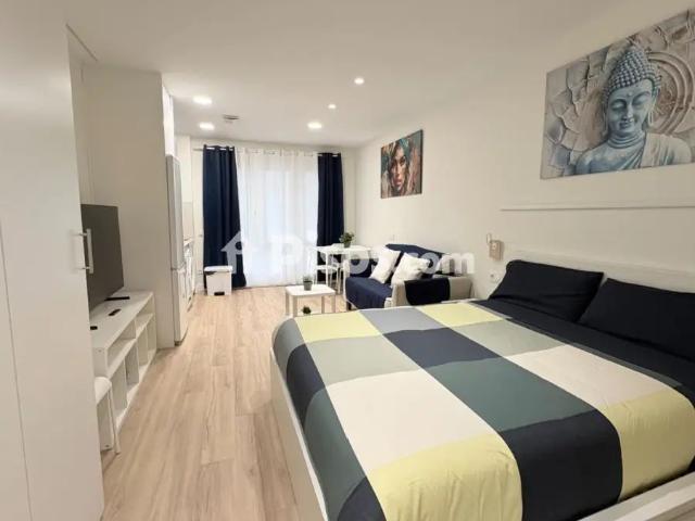 Estudio en alquiler en Calle de María Teresa