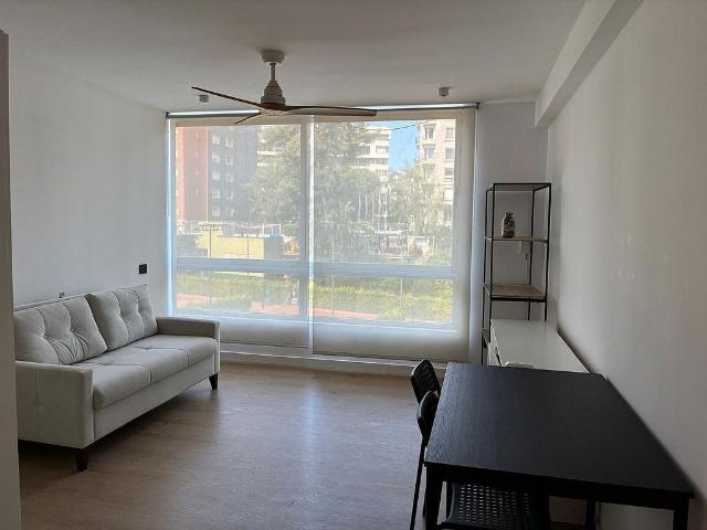 Estudio en alquiler en calle De Bertran, Barcelona, de 67 m² por 1.250